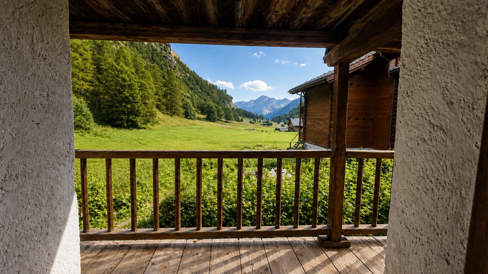 Casalpina balcony